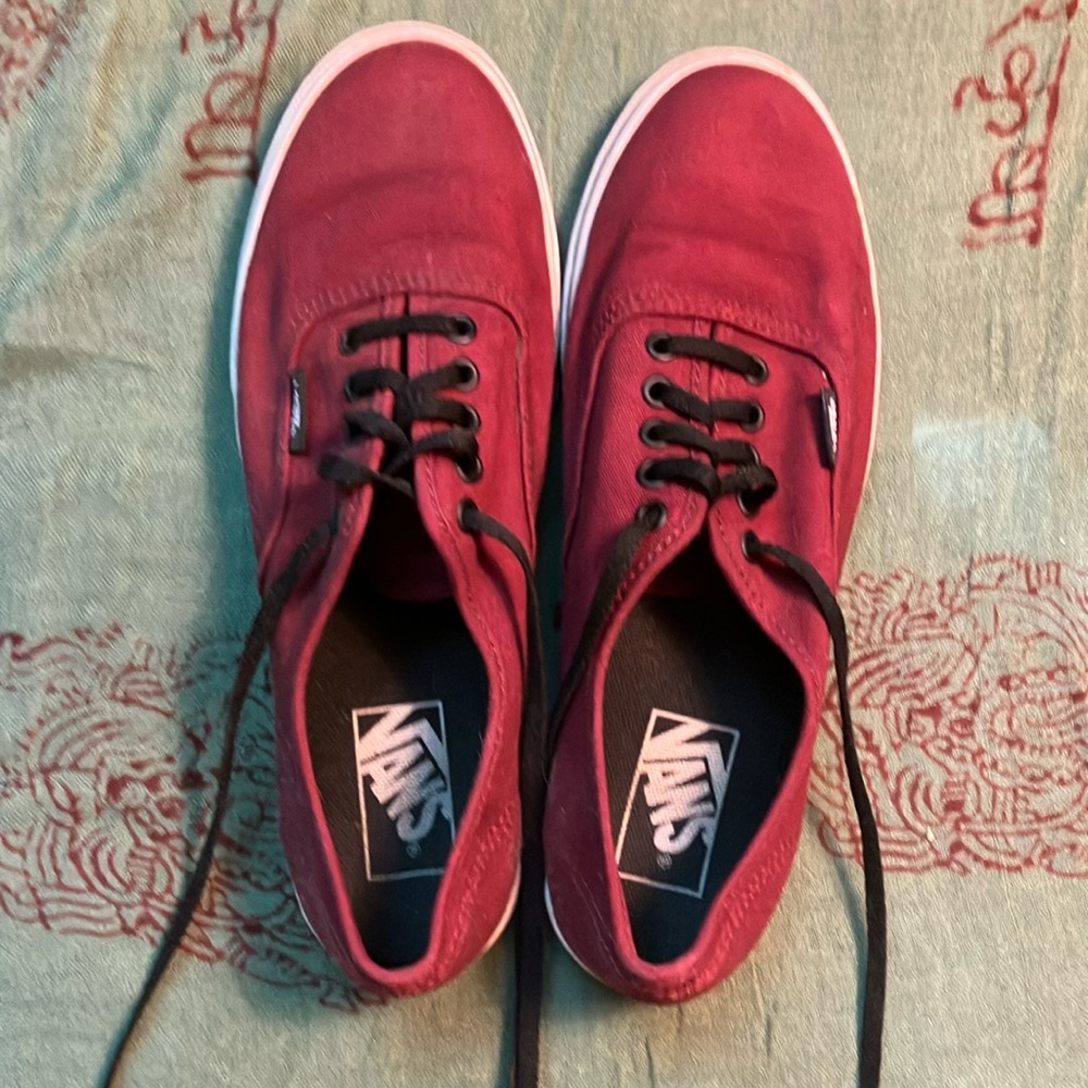 Vans Old Skool Low Canvas Lace Up Sneaker sz 8 wm